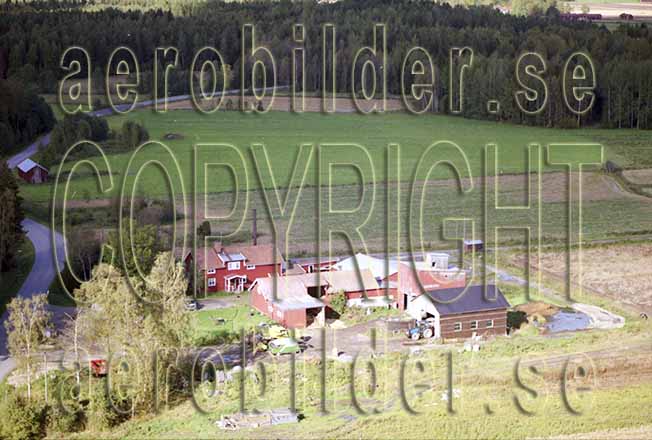 FFKV 98-635, #30. FFKV 98-635_030 (Uppges vid kontakt med Svenska Aero-Bilder AB)